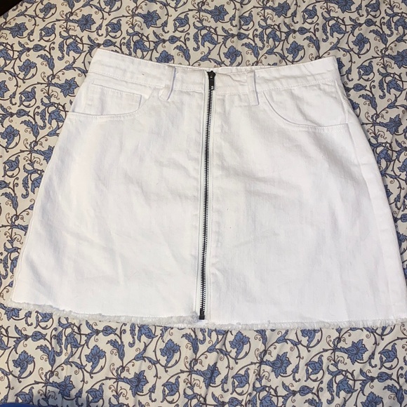 White she +sky skirt , fringe bottom, size small - Picture 1 of 4